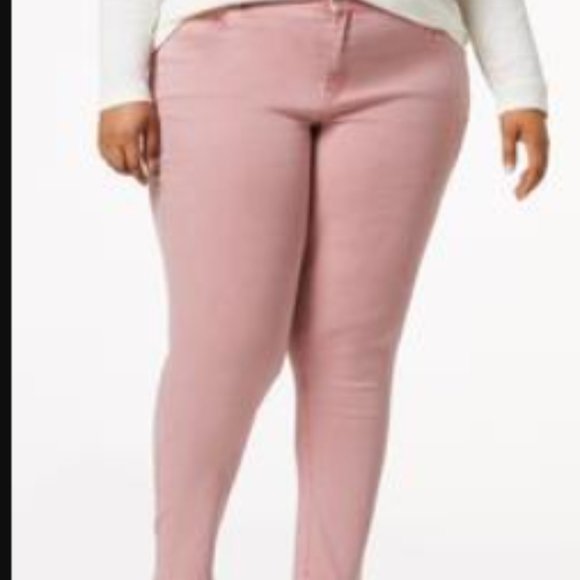 PLUS SIZE BLUSH SKINNY JEANS - Picture 2 of 9